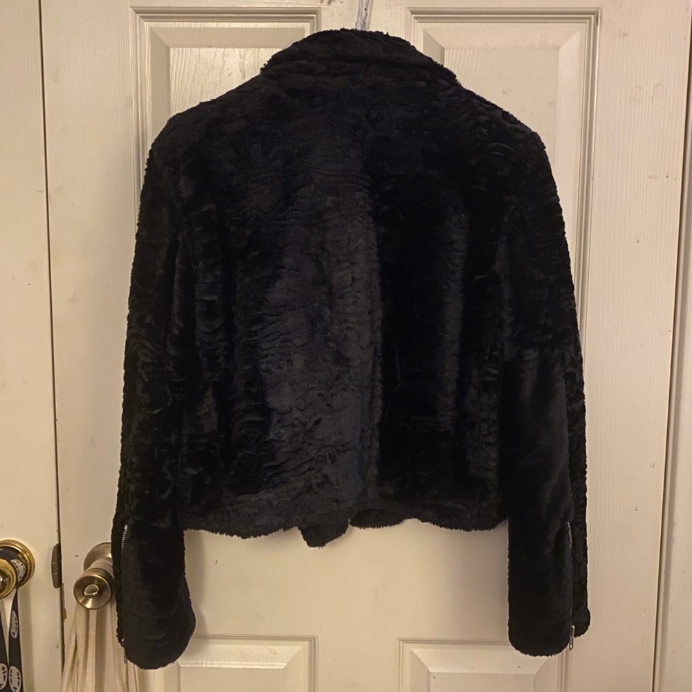 Reformation Hugo Jacket - Picture 7 of 9